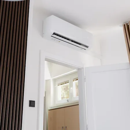 Apartamento Sint - *